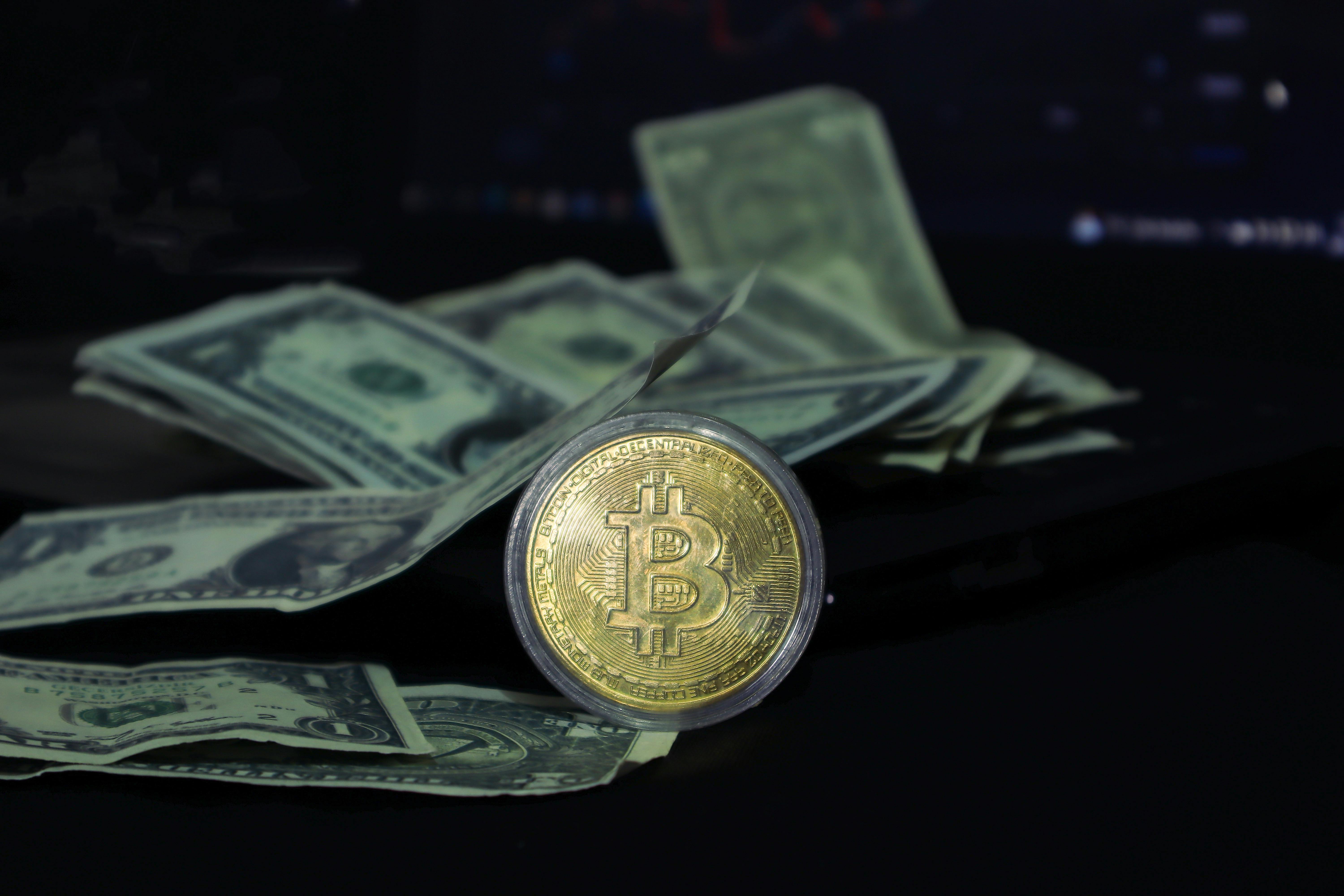 Hyperliquid Whale Holds $38M Bitcoin Short; Market Impact Debated